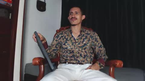 Kev online show from February 9, 2025, 7:52 pm