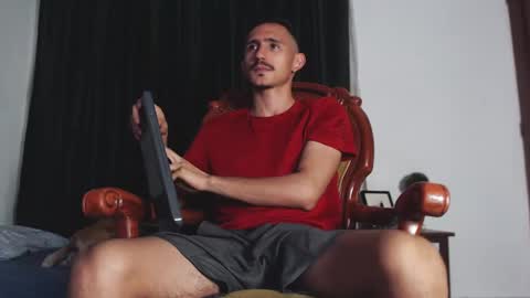 Kev online show from February 24, 2025, 8:14 pm