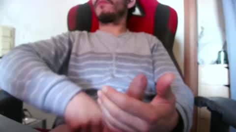 xxxking89 online show from April 19, 2026, 12:59 pm