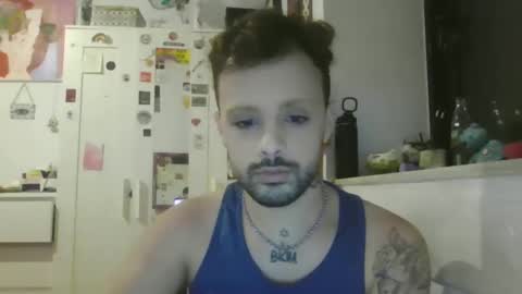 xxxpietro1903 online show from October 24, 2025, 7:21 pm