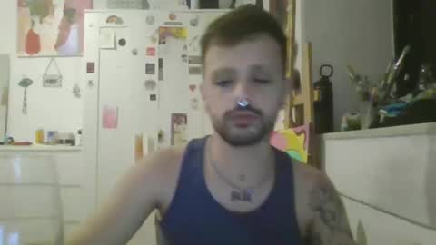 xxxpietro1903 online show from October 27, 2025, 3:32 am