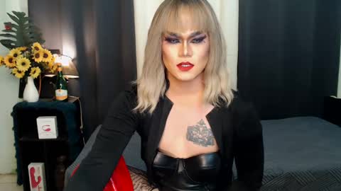 QueenMarina online show from December 25, 2024, 2:03 am