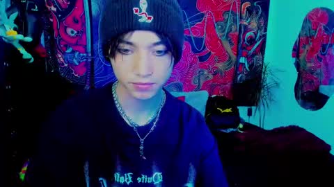 xzerox_ online show from October 23, 2025, 12:37 pm