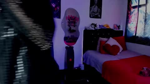 xzerox_ online show from February 21, 2026, 5:47 pm