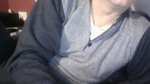 Snapshot of yahe2010 chatting on January 11, 2025, 3:34 am grillino online show from January 11, 2025, 3:34 am