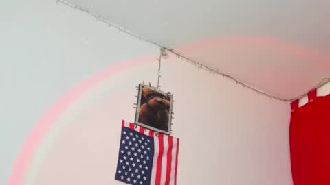 Snapshot of yair2970 chatting on January 7, 2026, 6:43 pm yair independent model online show from January 7, 2026, 6:43 pm