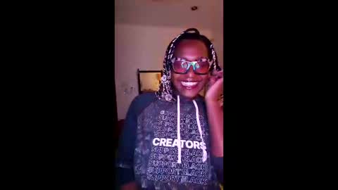 Snapshot of yamikawaiibrat chatting on December 3, 2025, 7:49 am Goddexx Nightshade online show from December 3, 2025, 7:49 am