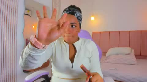 Naomi online show from January 12, 2026, 7:52 pm