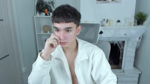 Snapshot of yamitwink chatting on November 3, 2025, 8:21 pm yamitwink online show from November 3, 2025, 8:21 pm