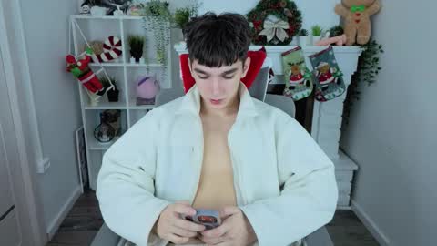 Snapshot of yamitwink chatting on December 16, 2025, 9:20 pm yamitwink online show from December 16, 2025, 9:20 pm