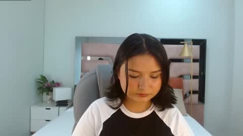 yaned_ online show from April 24, 2026, 1:13 pm