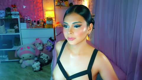 Snapshot of yang_audreylone chatting on July 17, 2026, 1:56 am YANG AUDREY LONE online show from July 17, 2026, 1:56 am