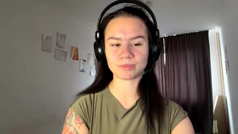 Kate online show from September 20, 2025, 6:25 am