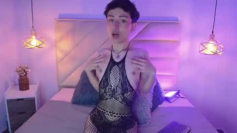 Snapshot of yangshy chatting on December 19, 2025, 12:23 pm YANG online show from December 19, 2025, 12:23 pm