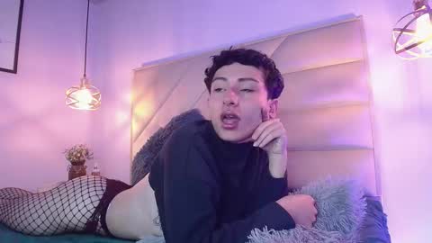 Snapshot of yangshy chatting on December 22, 2025, 12:46 pm YANG online show from December 22, 2025, 12:46 pm