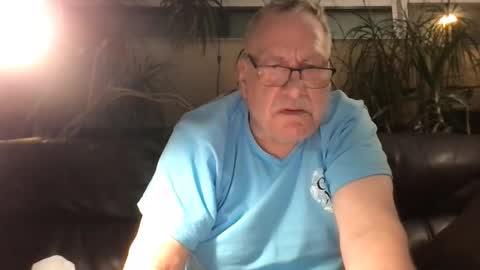 Snapshot of yankerfree chatting on May 6, 2026, 9:14 am yankerfree online show from May 6, 2026, 9:14 am