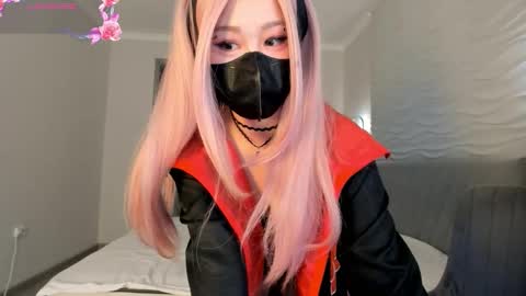 Yana online show from November 26, 2025, 10:55 pm