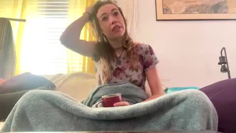 yanyanpixie online show from November 16, 2025, 4:45 pm