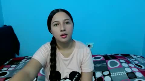 Snapshot of yara_breeze chatting on May 20, 2026, 1:34 am yara_breeze online show from May 20, 2026, 1:34 am