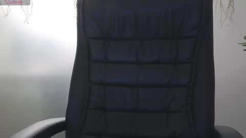 Yara online show from December 15, 2025, 4:17 am