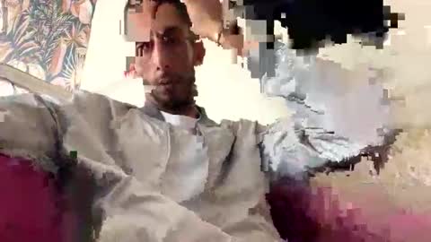 yasarsimo99154258 online show from April 17, 2026, 10:18 am