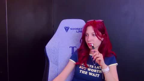 Snapshot of yasemina_ chatting on May 15, 2026, 10:06 pm Yase online show from May 15, 2026, 10:06 pm