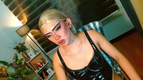 miss yasii online show from March 30, 2026, 2:40 pm