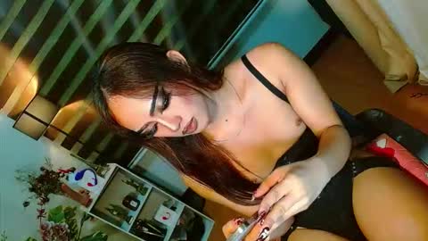 miss yasii online show from April 16, 2026, 7:03 pm