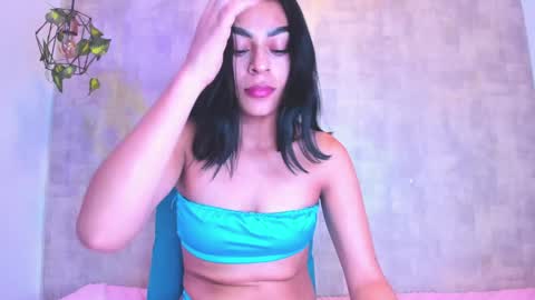 Snapshot of yasiir_0229 chatting on January 10, 2025, 7:35 am Yasiir online show from January 10, 2025, 7:35 am