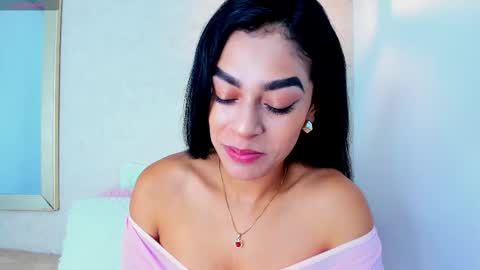 Snapshot of yasiir_0229 chatting on October 28, 2025, 3:43 am Yasiir online show from October 28, 2025, 3:43 am