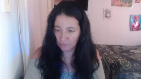 yasmin_love85 online show from January 28, 2025, 6:07 pm