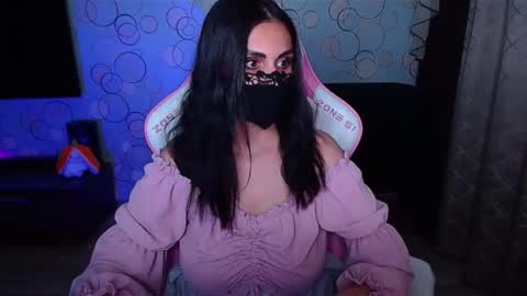 Snapshot of yasmina___ chatting on October 9, 2025, 6:33 am yasmina online show from October 9, 2025, 6:33 am