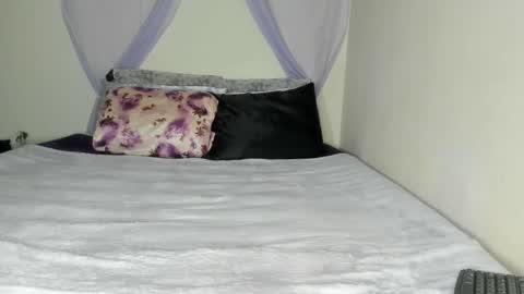 Yasmina online show from September 21, 2025, 1:40 am