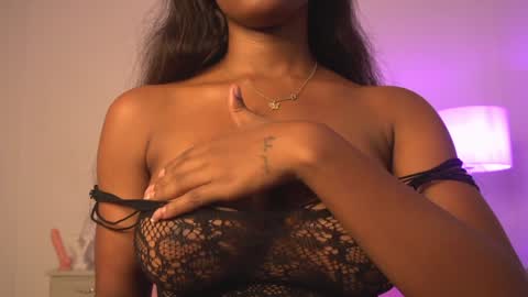 yayoi_cresp18 online show from December 21, 2024, 8:54 pm