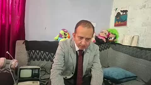 Hazzan online show from September 12, 2025, 3:01 pm