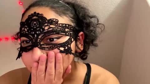 Snapshot of yazzydeleon chatting on October 27, 2025, 7:01 am yazzydeleon online show from October 27, 2025, 7:01 am