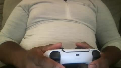 Snapshot of ybslifestyle90 chatting on February 27, 2026, 4:23 am ybslifestyle90 online show from February 27, 2026, 4:23 am