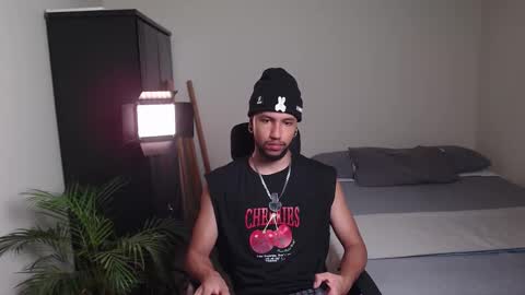 yeff online show from February 6, 2026, 10:57 pm