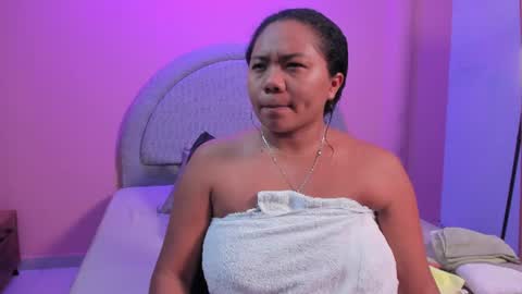 Snapshot of yeika_foxy chatting on July 12, 2026, 10:28 am yeika_foxy online show from July 12, 2026, 10:28 am