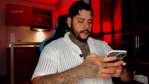 yeikoe1 online show from January 8, 2026, 11:29 pm