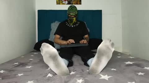 yeisongomezz online show from December 16, 2025, 8:36 pm