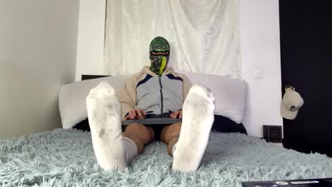 yeisongomezz online show from January 14, 2026, 5:02 am