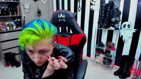 Yelena online show from December 11, 2024, 9:34 pm