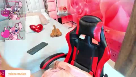 yelena  online show from February 2, 2026, 1:32 pm