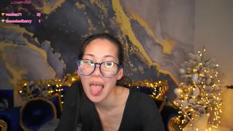 yennstar online show from February 25, 2026, 8:18 pm