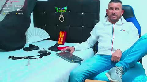 Yeol online show from November 3, 2025, 6:31 pm