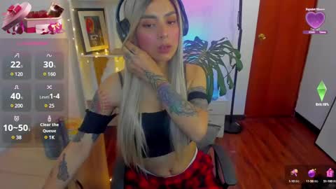 yeriawaddell  online show from January 10, 2025, 12:38 am