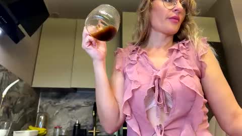 Zlata online show from October 7, 2025, 7:00 pm