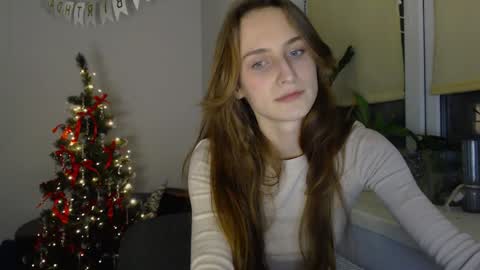 Zoe online show from December 9, 2024, 9:37 pm