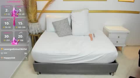 yesenia online show from January 21, 2025, 10:19 pm